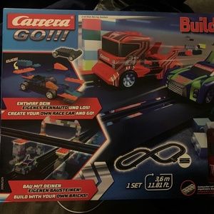 Carrera Go!! Build n Race